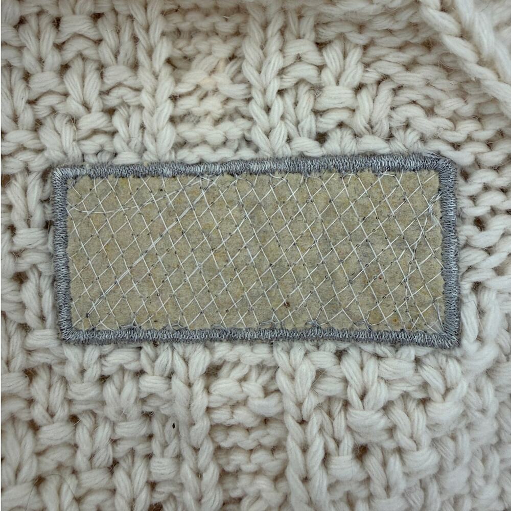Taylor Swift | The Cardigan 2020 Folklore cream cable knit sweater | size XL/2XL - Picture 7 of 9